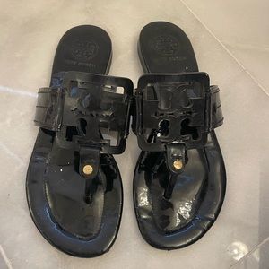 Tory Burch Black Square Miller Patent Leather Thong Sandals 7